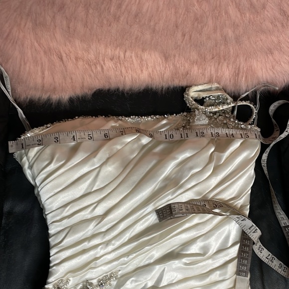 Maggie sottoro one shoulder satin gown - Picture 5 of 12